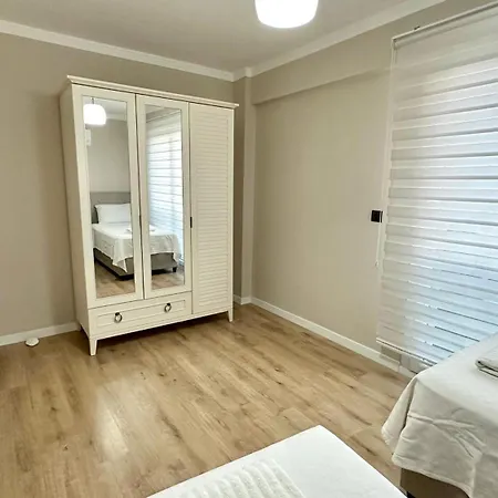 Apartament Two Bedrooms With Large Pool *