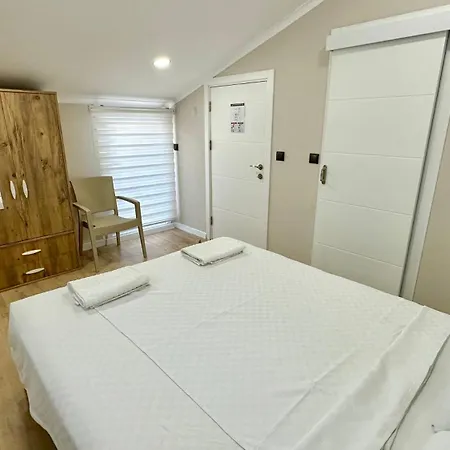 Two Bedrooms With Large Pool * فتحية