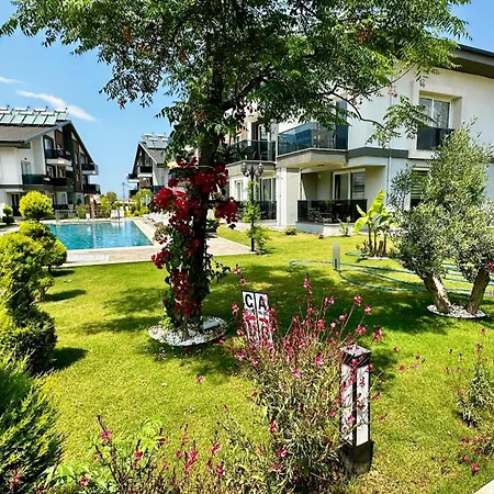 Lägenhet Two Bedrooms With Large Pool Fethiye
